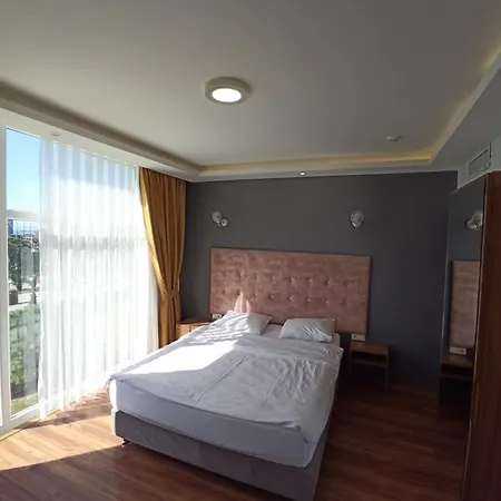 Askar Port By Continent Hotel 2*